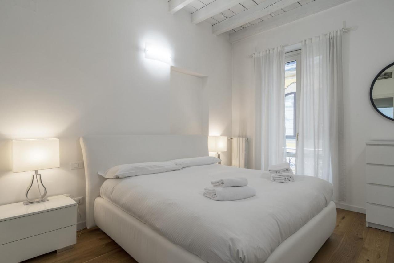 Easylife - Elegante Dimora A Due Minuti Dal Duomo Apartamento Milán