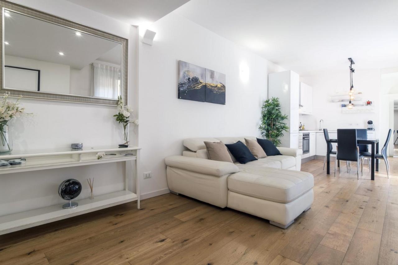 Apartamento Easylife - Elegante Dimora A Due Minuti Dal Duomo Milán